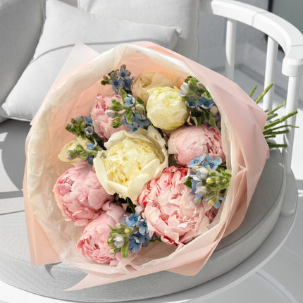 L'Amour Peony image 2